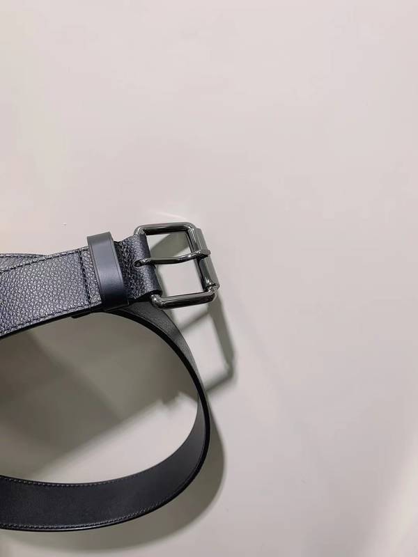 Louis Vuitton 35MM Belt LVB00309